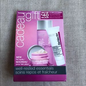 BNIB Strivectin Well Rested Set